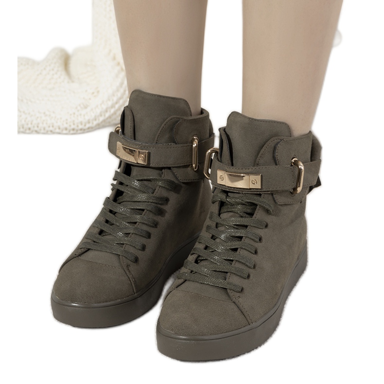 Botas verdes femininas pagãs