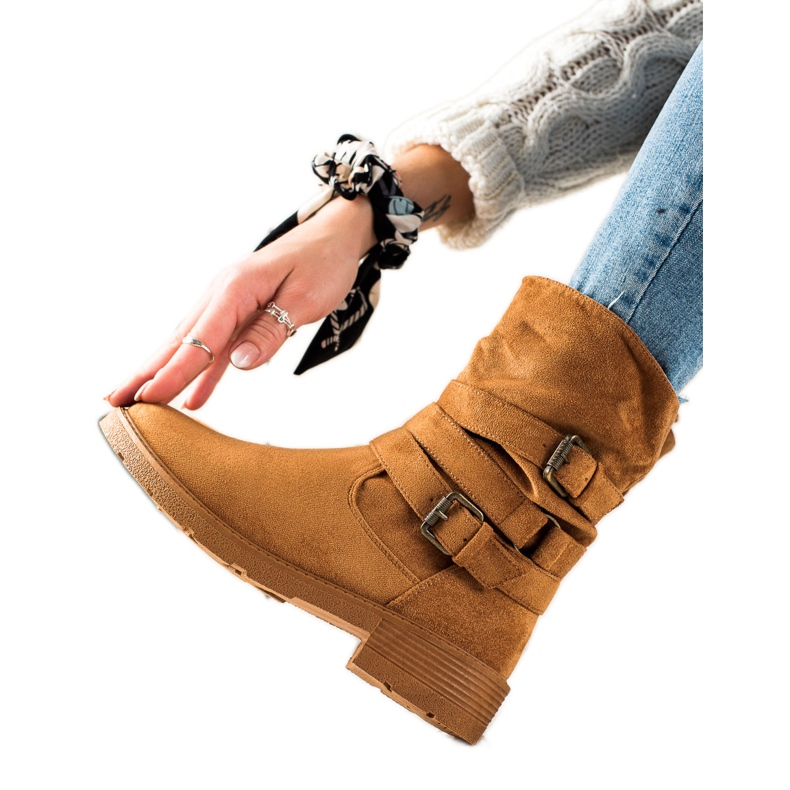 Renda Botas camelo camurça com fivela decorativa castanho