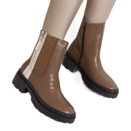 Botas marrons Albina com uma listra castanho