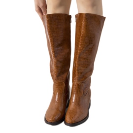 Botas marrons no padrão de pele de crocodilo Daoust marrom