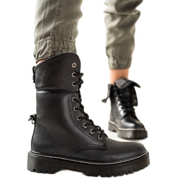 TRENDI Botas com cano virado preto
