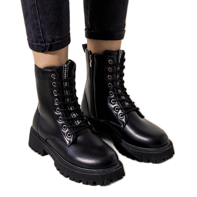 Botas isoladas femininas negras Cynthia preto