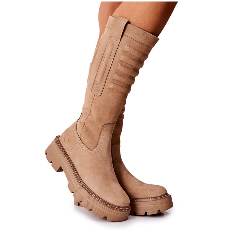 Botas de couro Maciejka Bege 05277-04