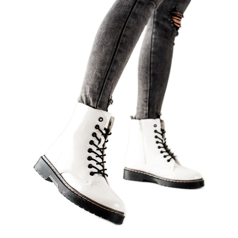 TRENDI Botas com isolamento branco