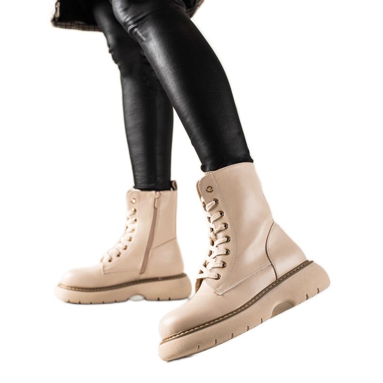 TRENDI Sacos bege na plataforma