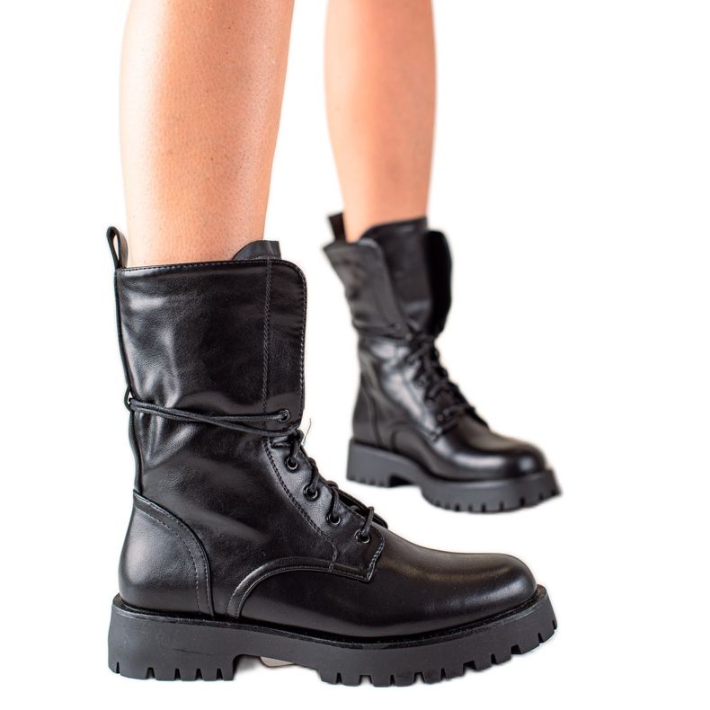 TRENDI Botas altas clássicas preto