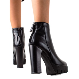 Camo Botas de salto alto e palatáveis preto