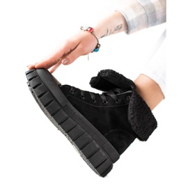 TRENDI Botas, tênis com pele de carneiro preto TRENDI Botas, tênis com pele de carneiro preto