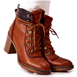 Botas quentes no salto Camel Charmmis castanho