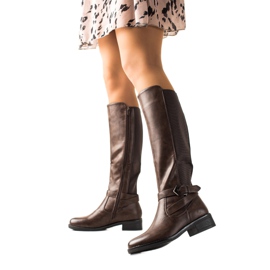 Lovit Botas elegantes com salto plano marrom