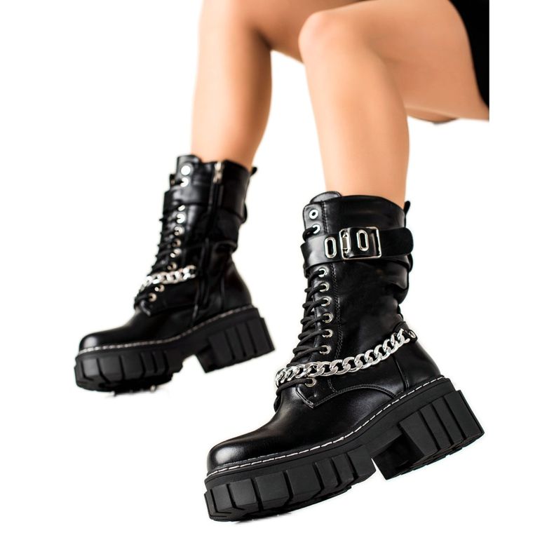 TRENDI Botas Com Corrente preto