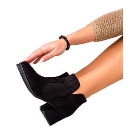 Evento Botas com encaixe perfurado preto