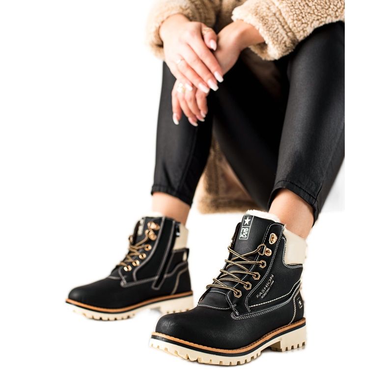 Evento Warm Black Trappers preto