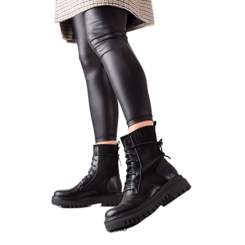 Seastar High Black Trappers preto