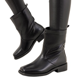 Botas pretas clássicas com isolamento Lavone preto