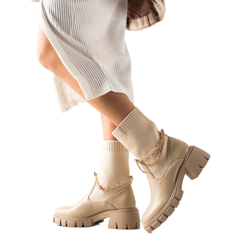 Ideal Shoes Botas Jodhpur elegantes com corrente bege Ideal Shoes Botas Jodhpur elegantes com corrente bege