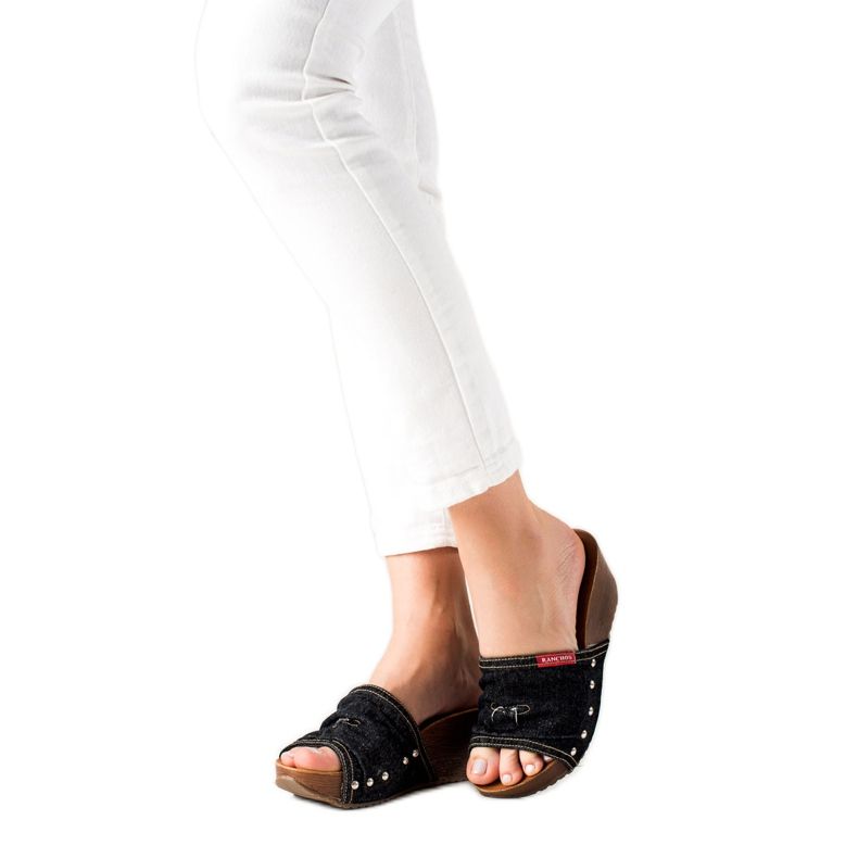 M.Daszyński Sandálias de cunha preto