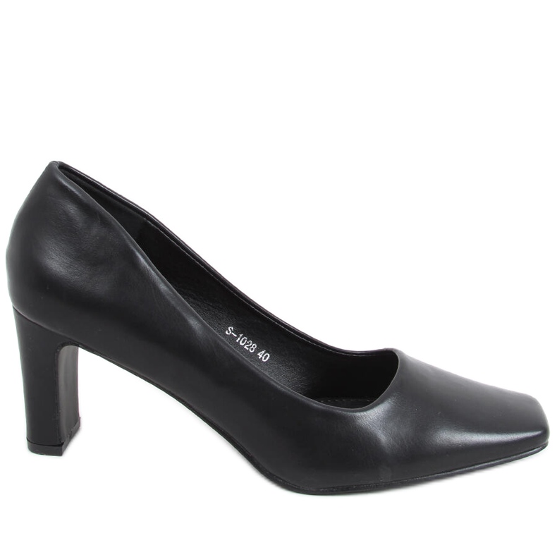 Bombas na coluna Ester Black preto