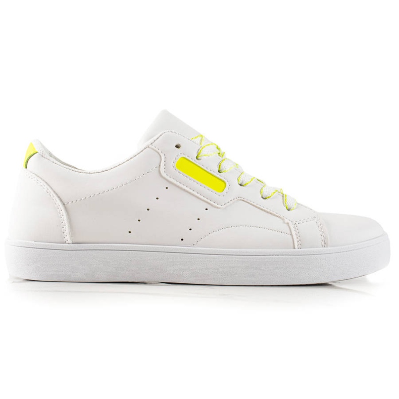 TRENDI Sapatos esportivos leves feitos de couro ecológico branco amarelo