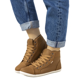 Tênis Chartier marrom com cano alto