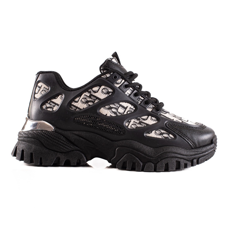 TRENDI Tênis pretos na plataforma