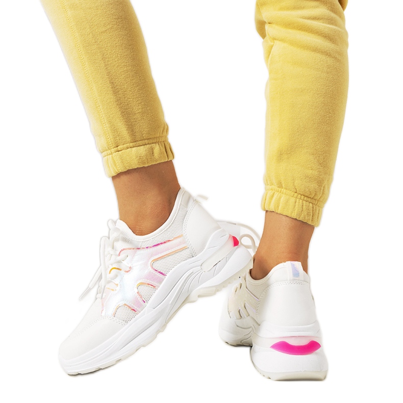 Tênis Bates rosa e branco Tênis Bates rosa e branco