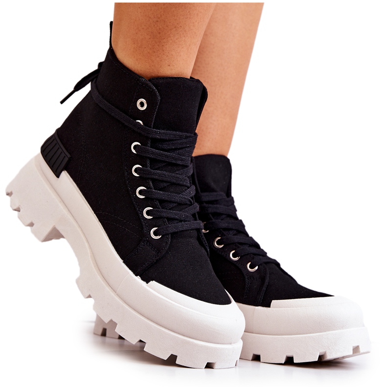 PS1 Botas Pretas de Amarração Fiel preto