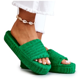 FJ1 Chinelos na plataforma Green Lilly verde