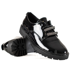 Goodin Brogues lacados preto