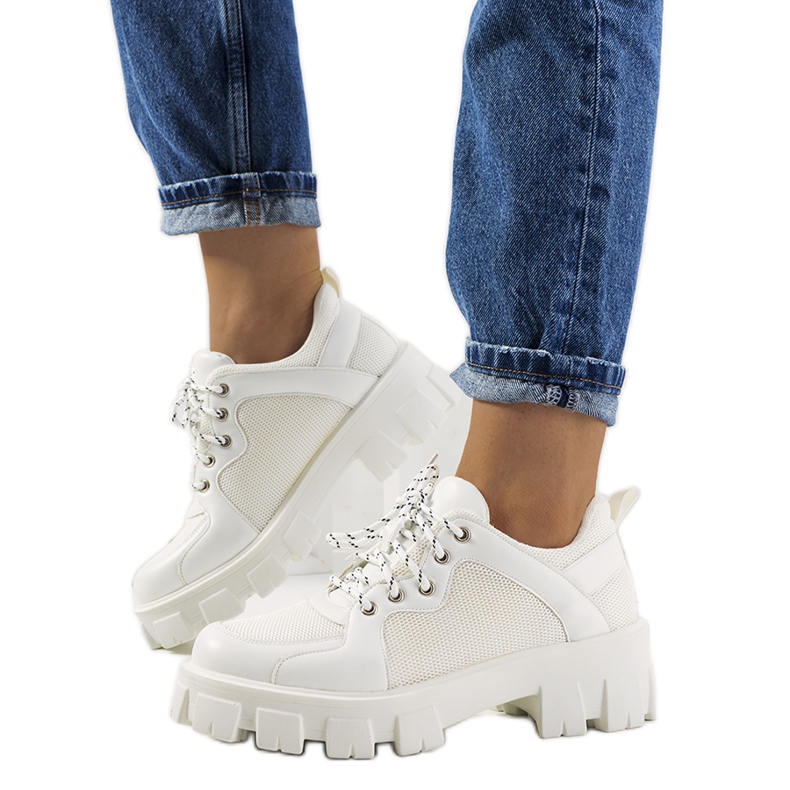 Sneakers brancas de mulher Bernic branco