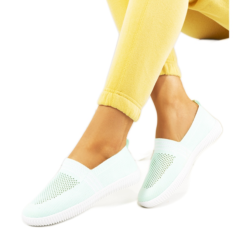 Tênis verde Tanya vazado