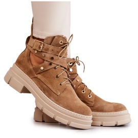 FILIPCZYK Botas femininas de camurça com recortes Camel Everly castanho