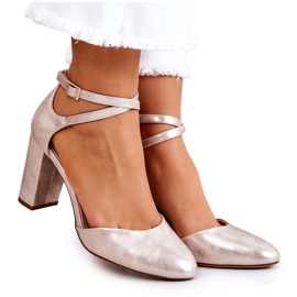 Bombas de couro em um pilar Sergio Leone SK851 Golden dourado