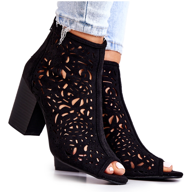 FB1 Botas pretas a céu aberto em um post Brittany preto FB1 Botas pretas a céu aberto em um post Brittany preto