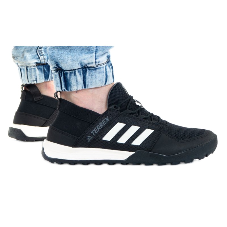 Sapatos adidas Terrrex Daroga H.RDY M BC0980 preto