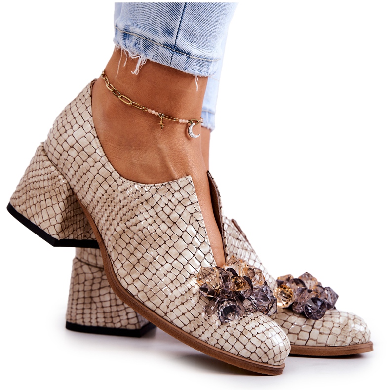 PA2 Salto alto de couro elegante com decoração bege Delaver