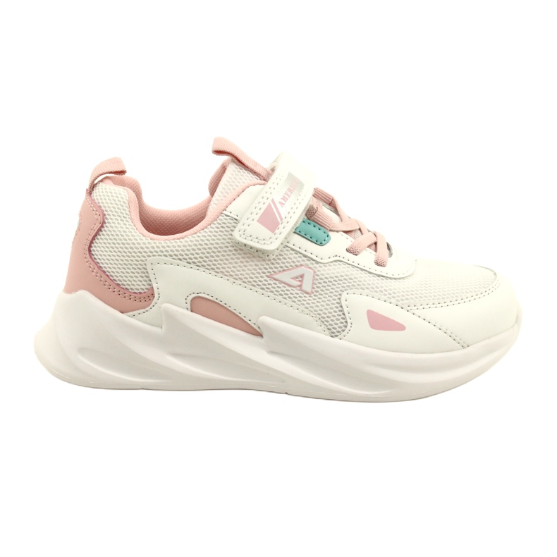 Calçados esportivos brancos elegantes American Club AA22/22