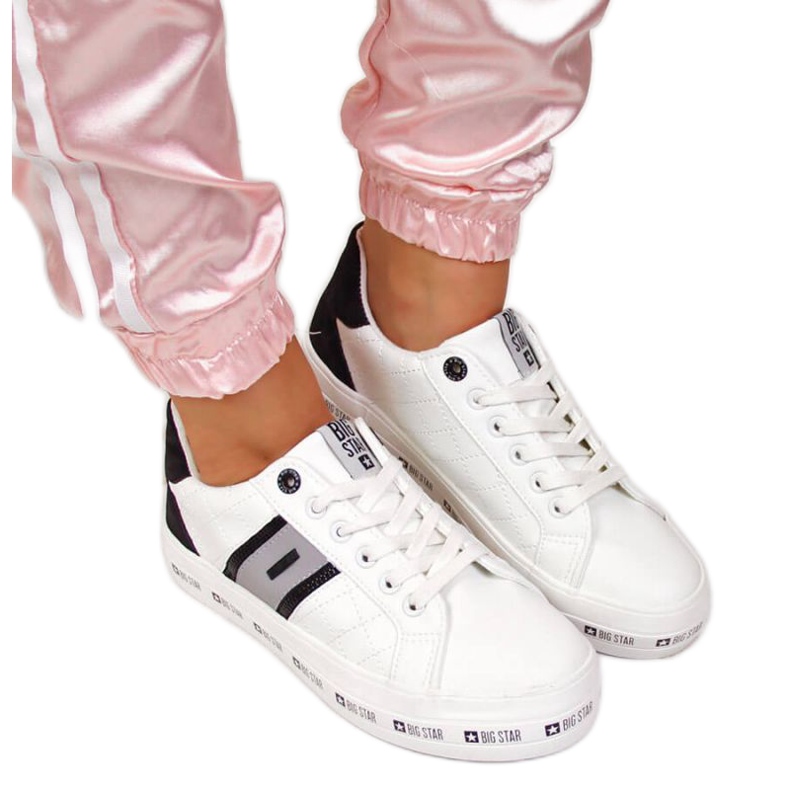 Tênis cano baixo na plataforma Big Star W II274071 branco preto cinza