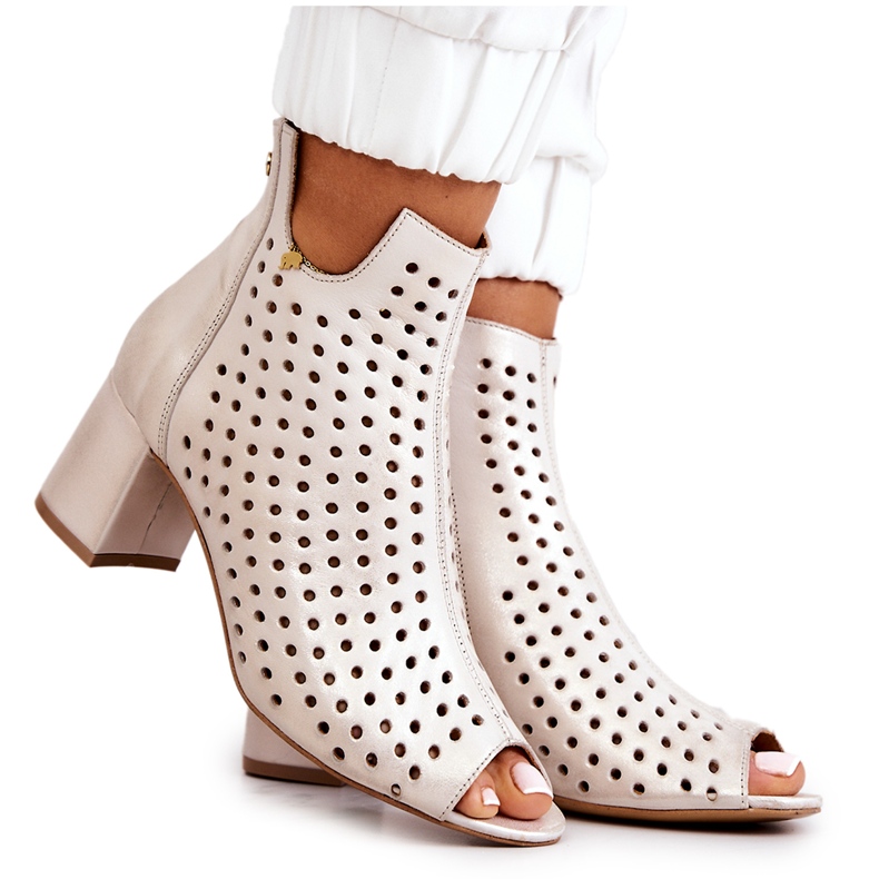 Botas de couro aberto Maciejka 05420-04 bege