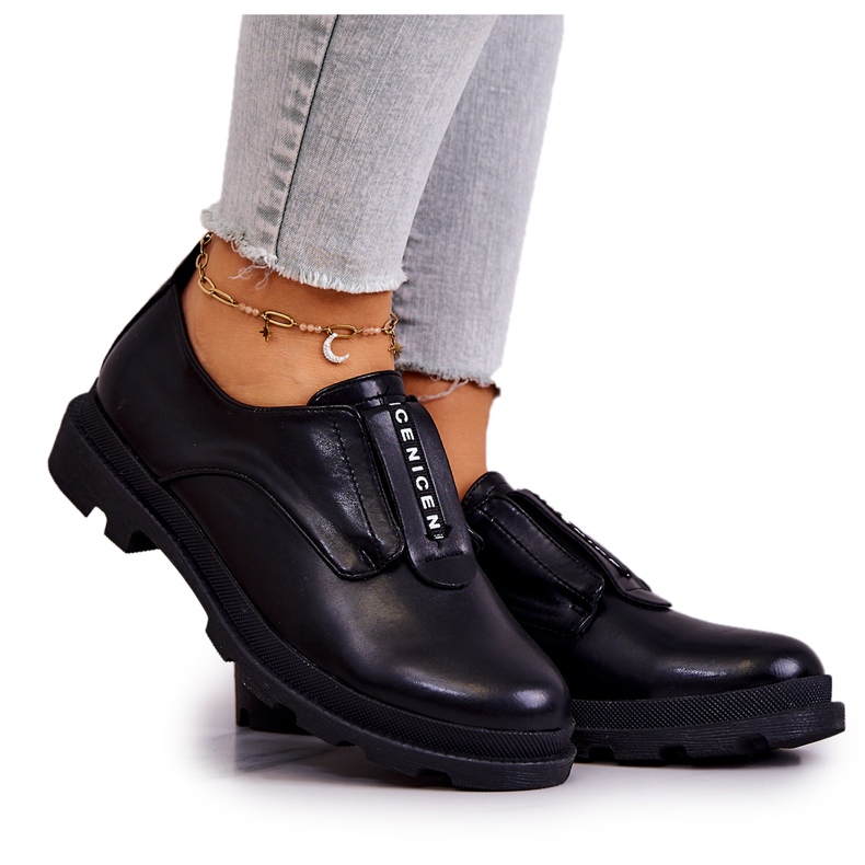 S.Barski Sapatos femininos de couro sem salto Kirstee preto