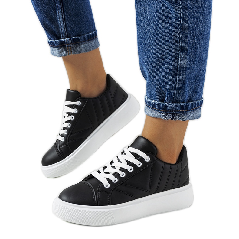 Tênis preto com sola volumosa Matthew