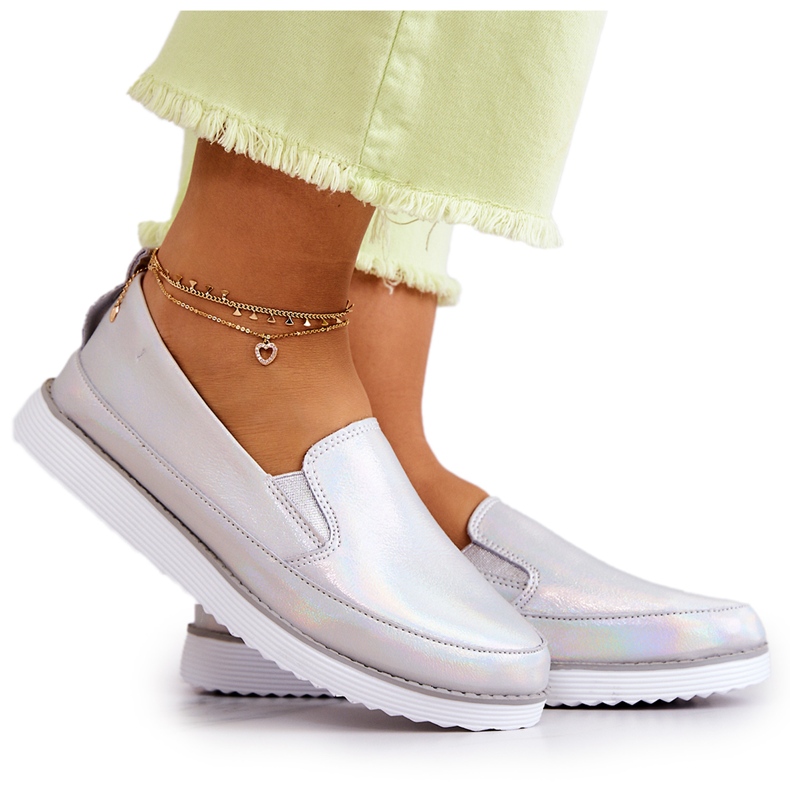 Tênis de couro feminino slip-on S.Barski holográfico prata