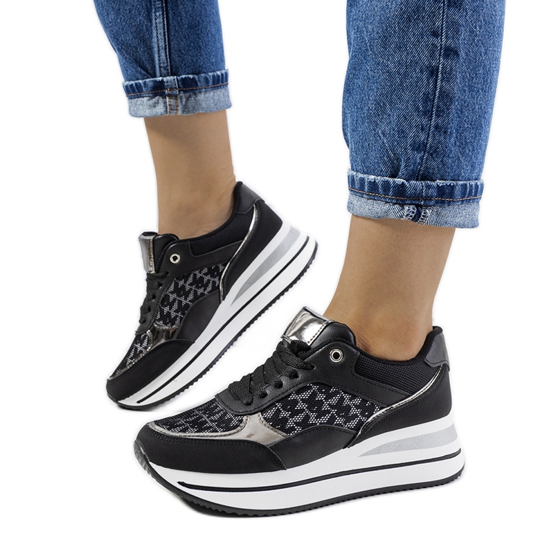 Tênis Farnese preto prata