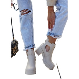 FE1 Bota de couro com cinto recortado bege Rosanne