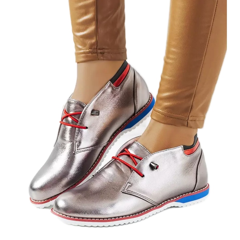 Sapatos femininos prateados da Reyes prata