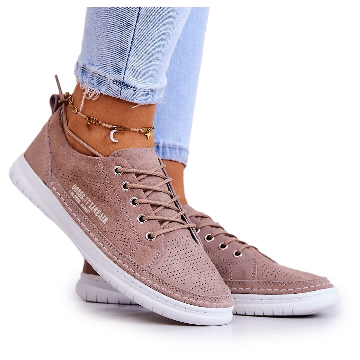 Tenis feminino best sale marrom camurça