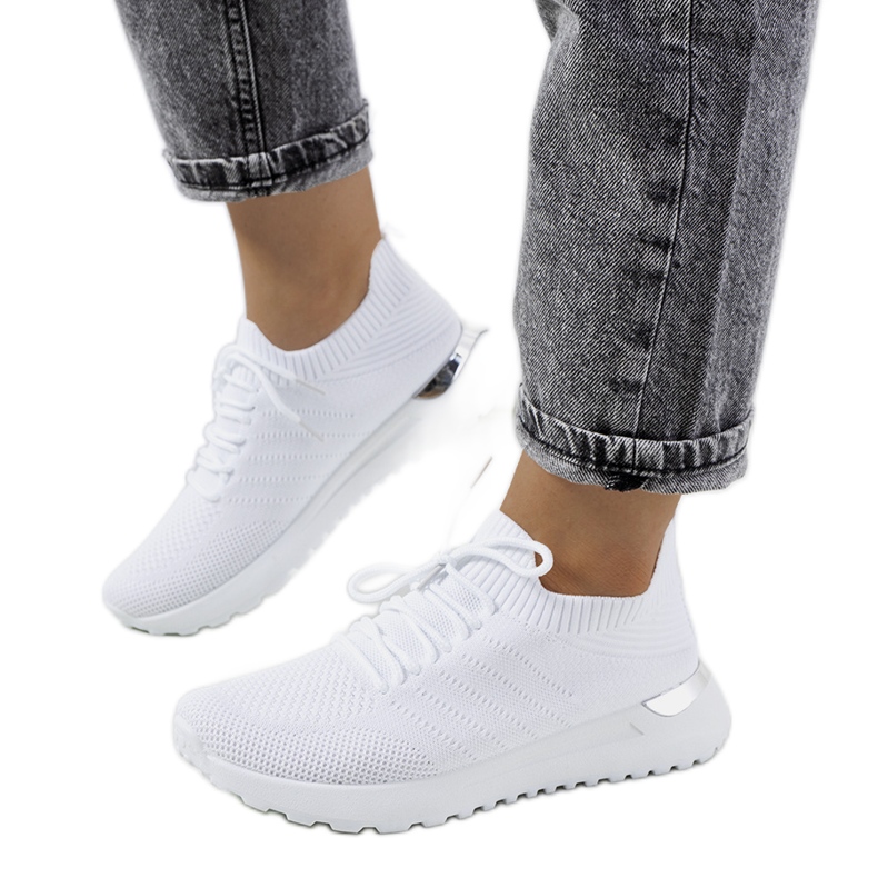 Tênis branco da Ellice