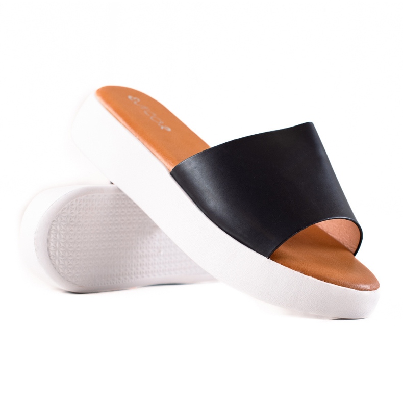 Encor Chinelos pretos na plataforma