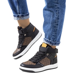 Tênis pretos da Emmers marrom