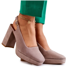 Bombas de camurça Maciejka 05441-10 Bege